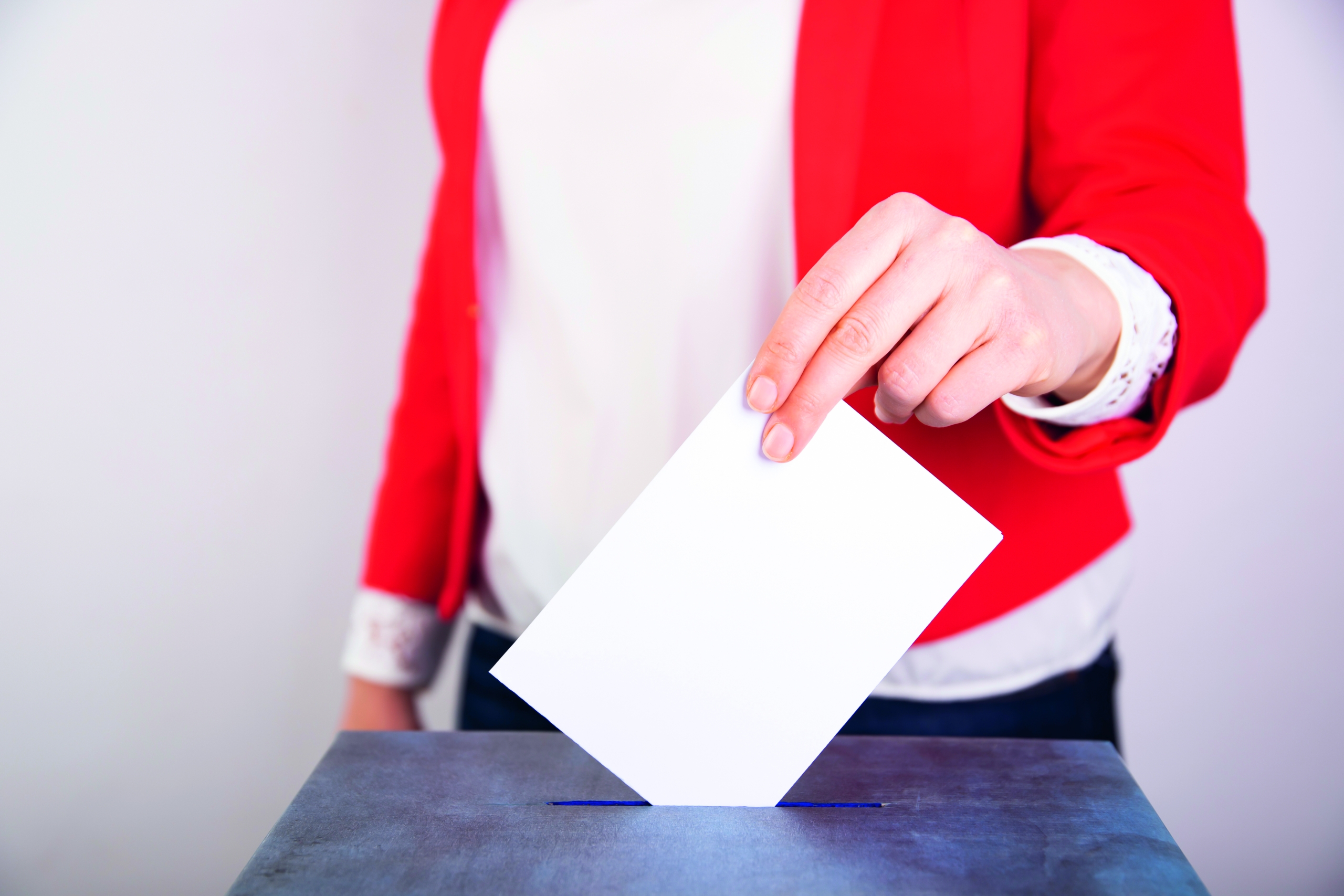 Gratë shqiptare e fituan të drejtën e votës më 9 shkurt 1920, gjatë Kongresit të Lushnjës, në një periudhë kur vendi po kërkonte të konsolidohej si shtet i pavarur